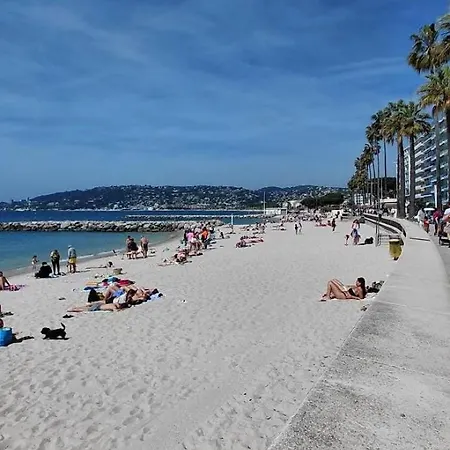 Superbe 2 Pièces Front De Mer, Le Lido Appartamento Antibes