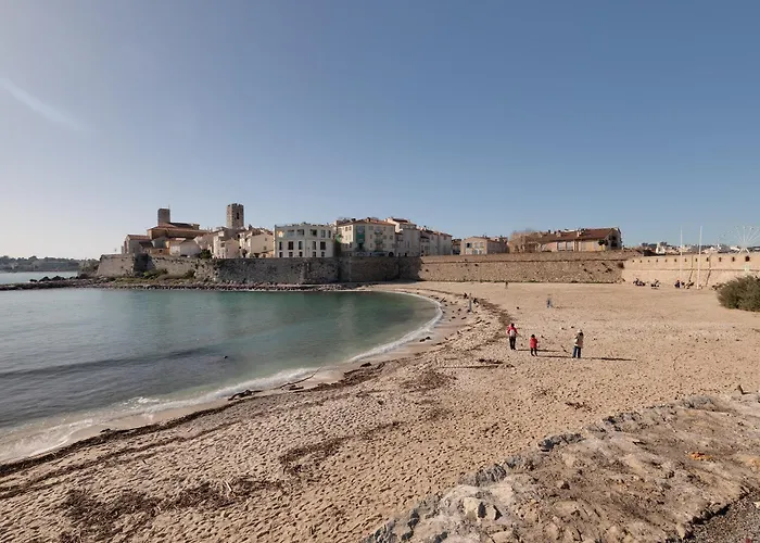 Superbe 2 Pièces Front De Mer, Le Lido Antibes